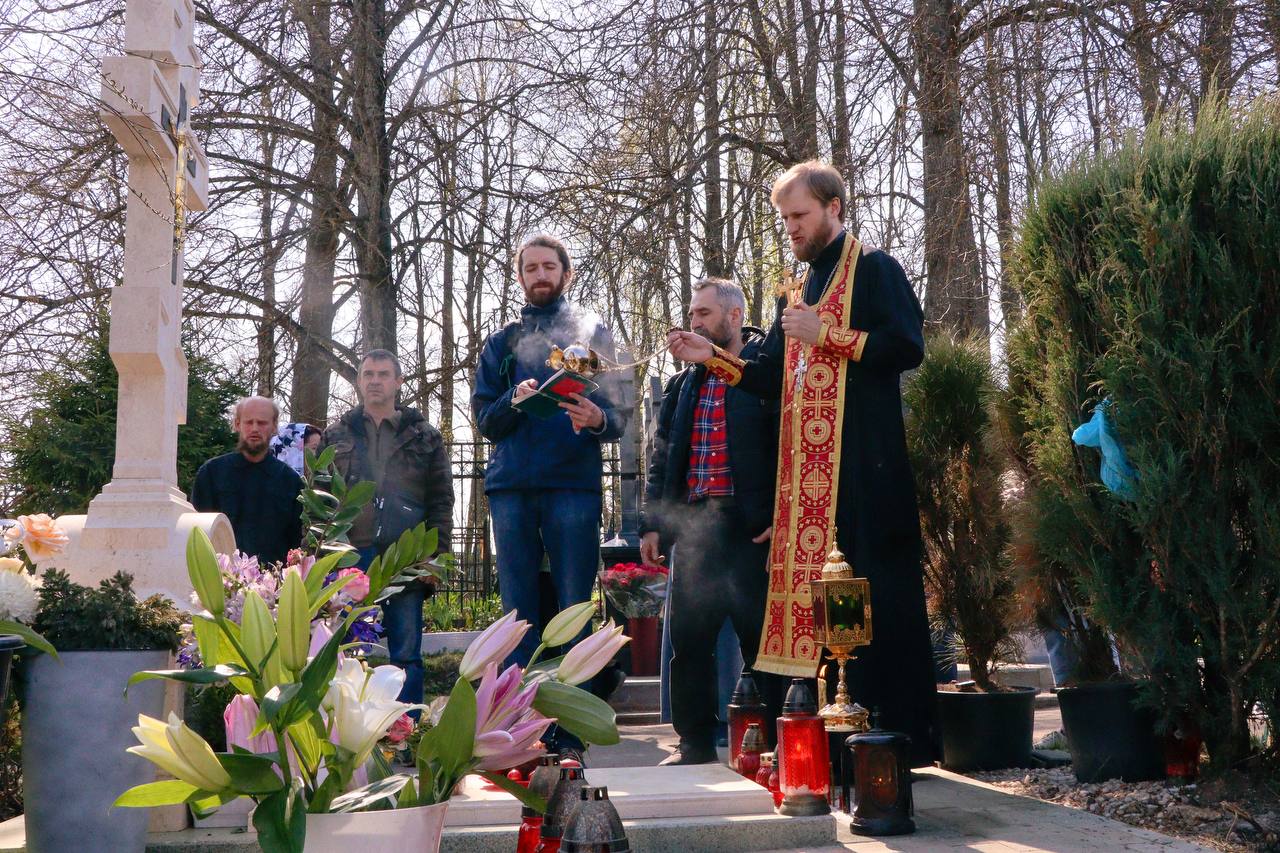 радоница краснодарском крае. радоница краснодарском крае. радоница фото. радоница выходной. родительская суббота поминовение усопших.